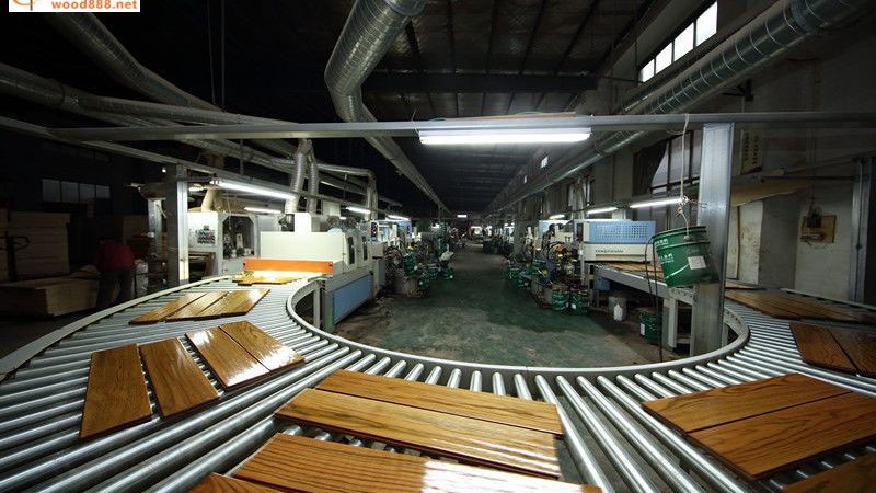 石塑地板的规格型号通常由以下几个部分构成：